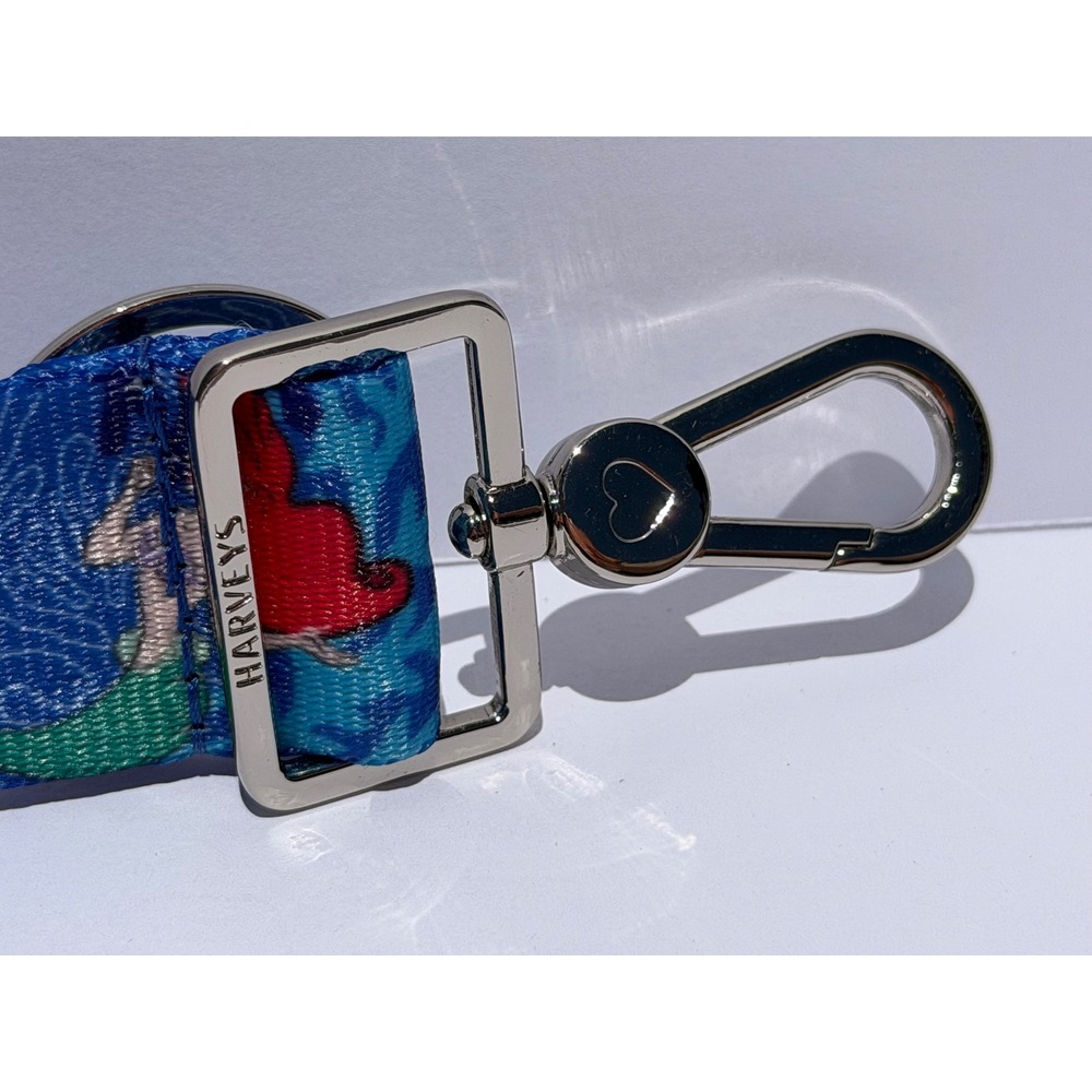 Harveys Seatbelt The Little Mermaid Ariel & Flounder Click N Go CNG Keychain - Picture 5 of 14